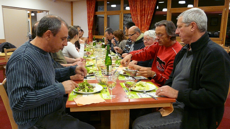 P1000096.JPG - Vendredi soir à "La Roche"